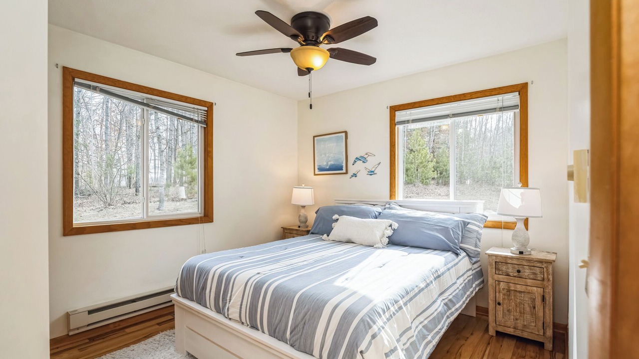 Photo of Bedroom in Canadian Lakes