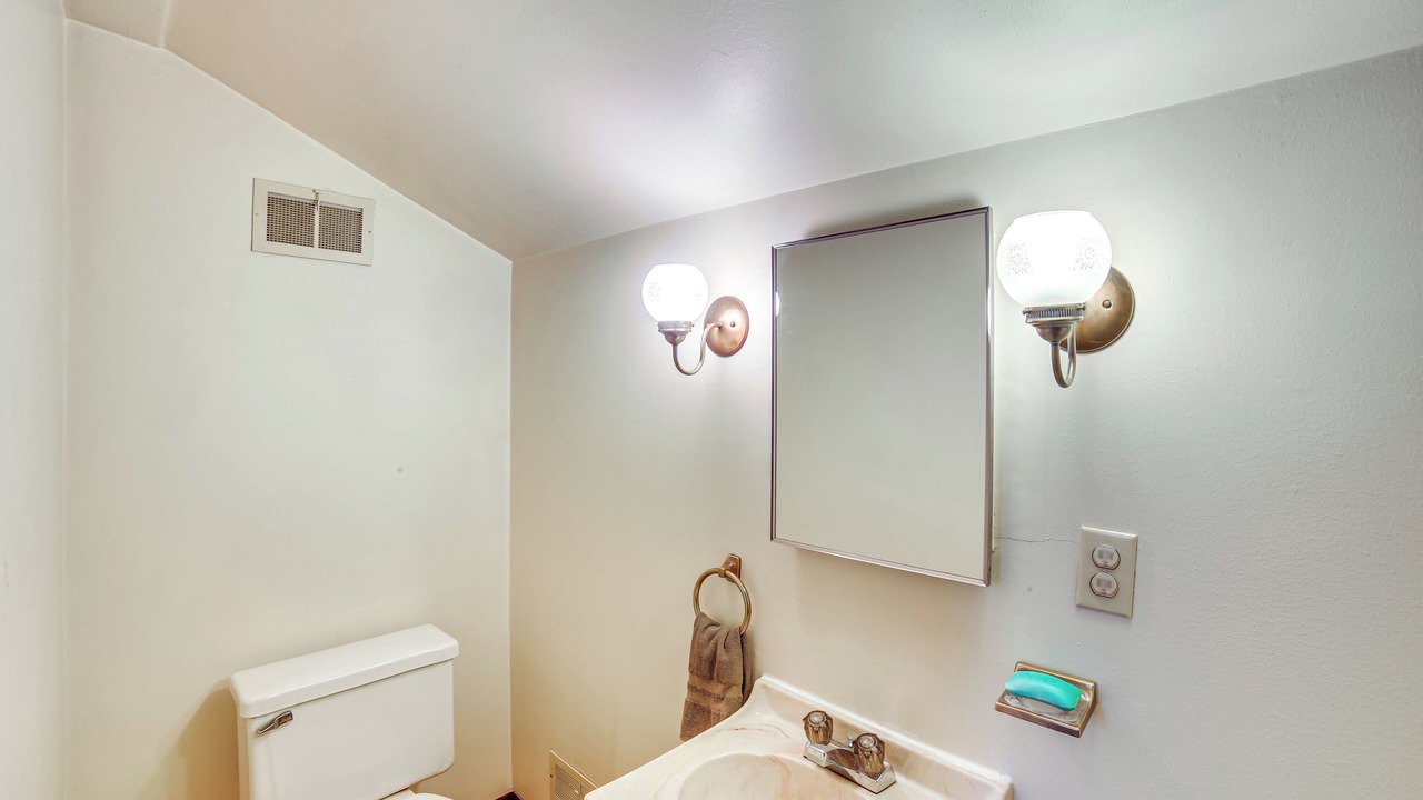 Photo of Bathroom in Athelstane