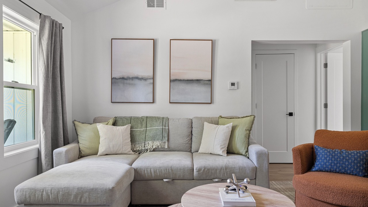 Photo of Bedroom in Lakeside