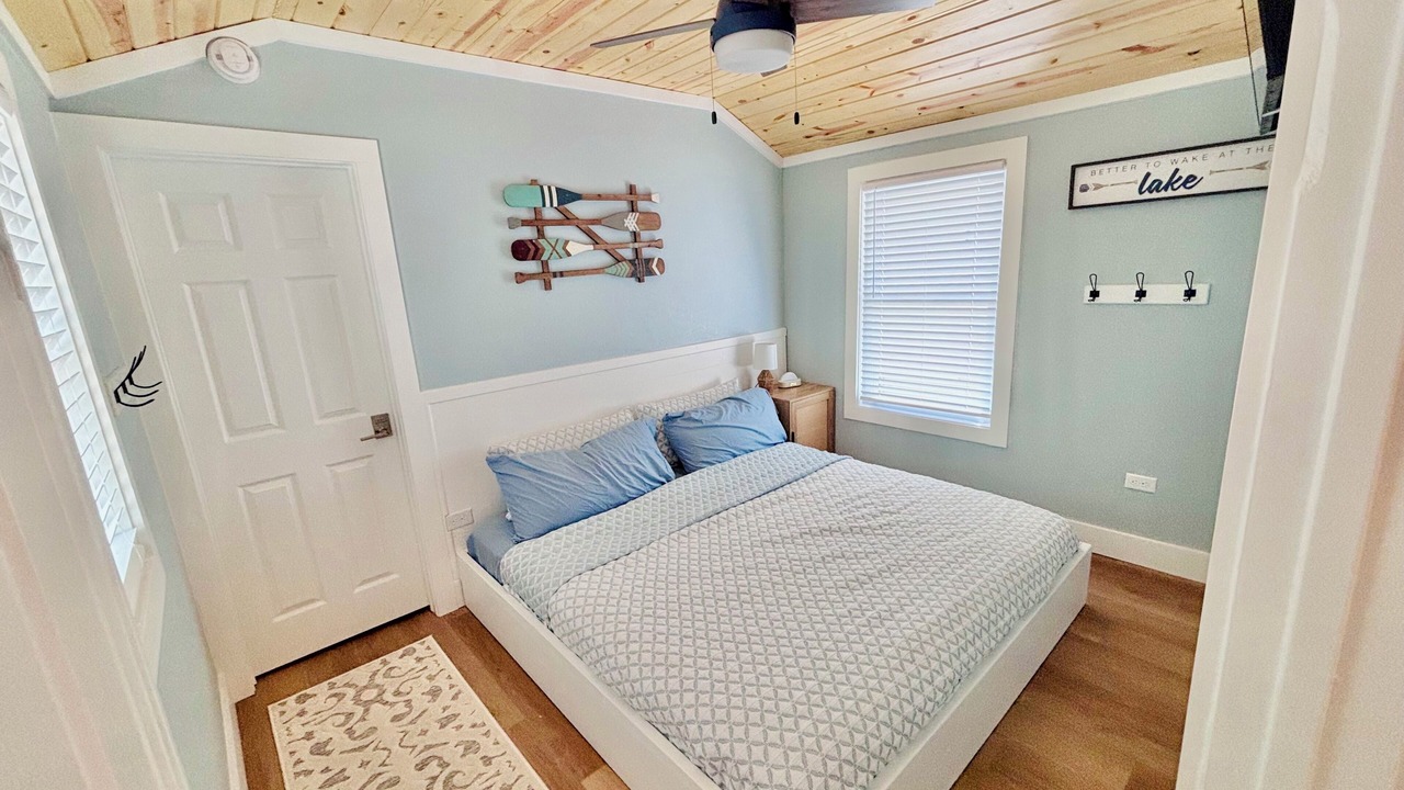 Photo of Bedroom in Sister Lakes