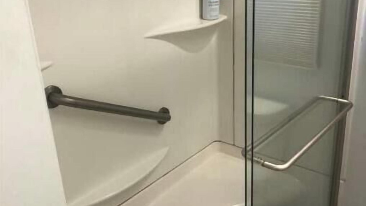 Photo of Bathroom in Grandville