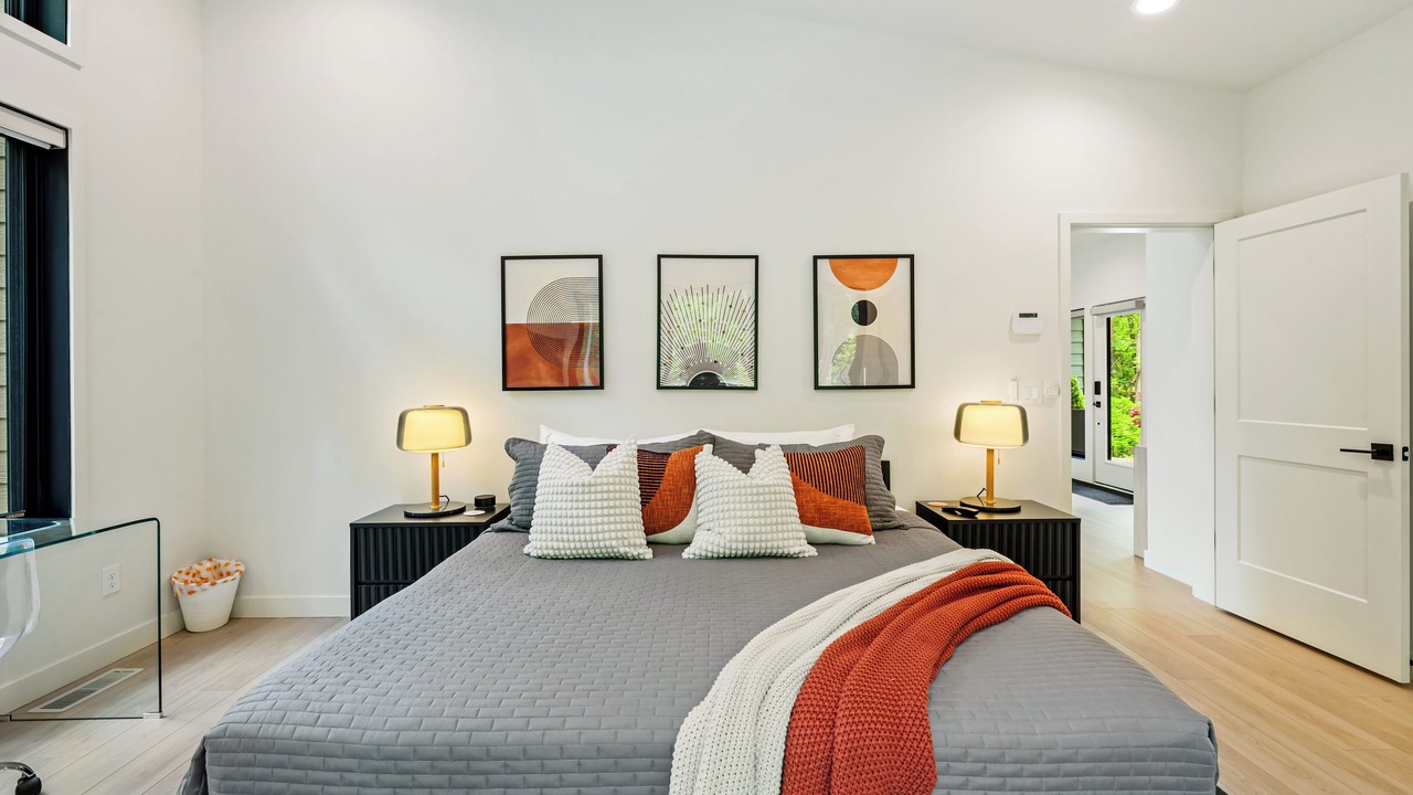 Photo of Bedroom in Niles