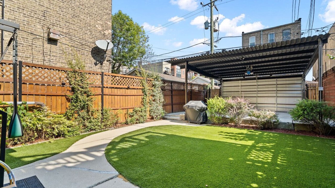 Photo of Outdoor in Wicker Park
