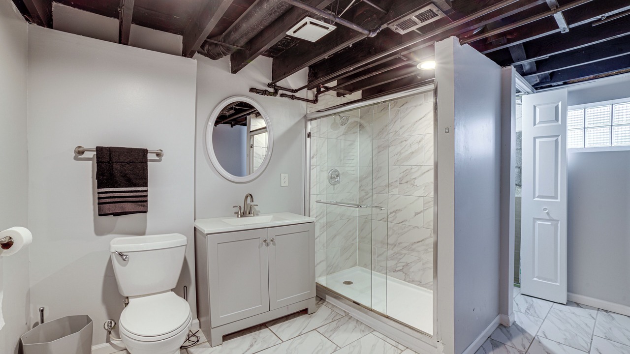 Photo of Bathroom in East Chicago