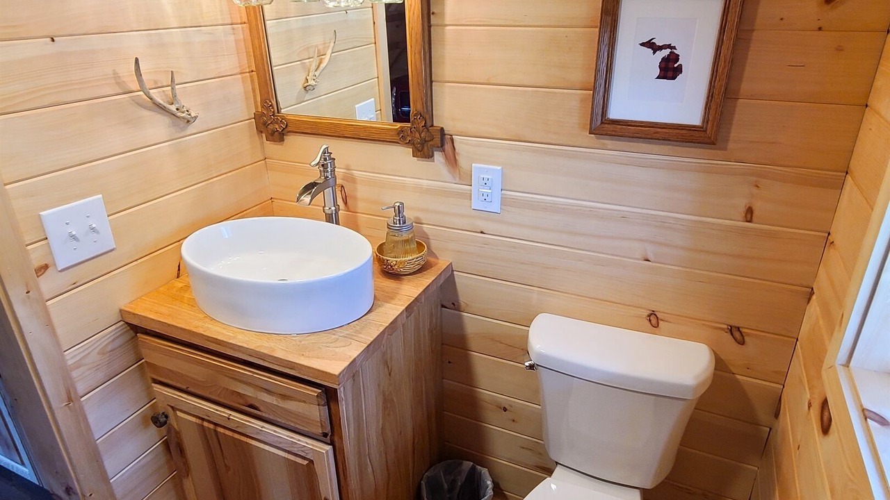 Photo of Bathroom in Lakeside