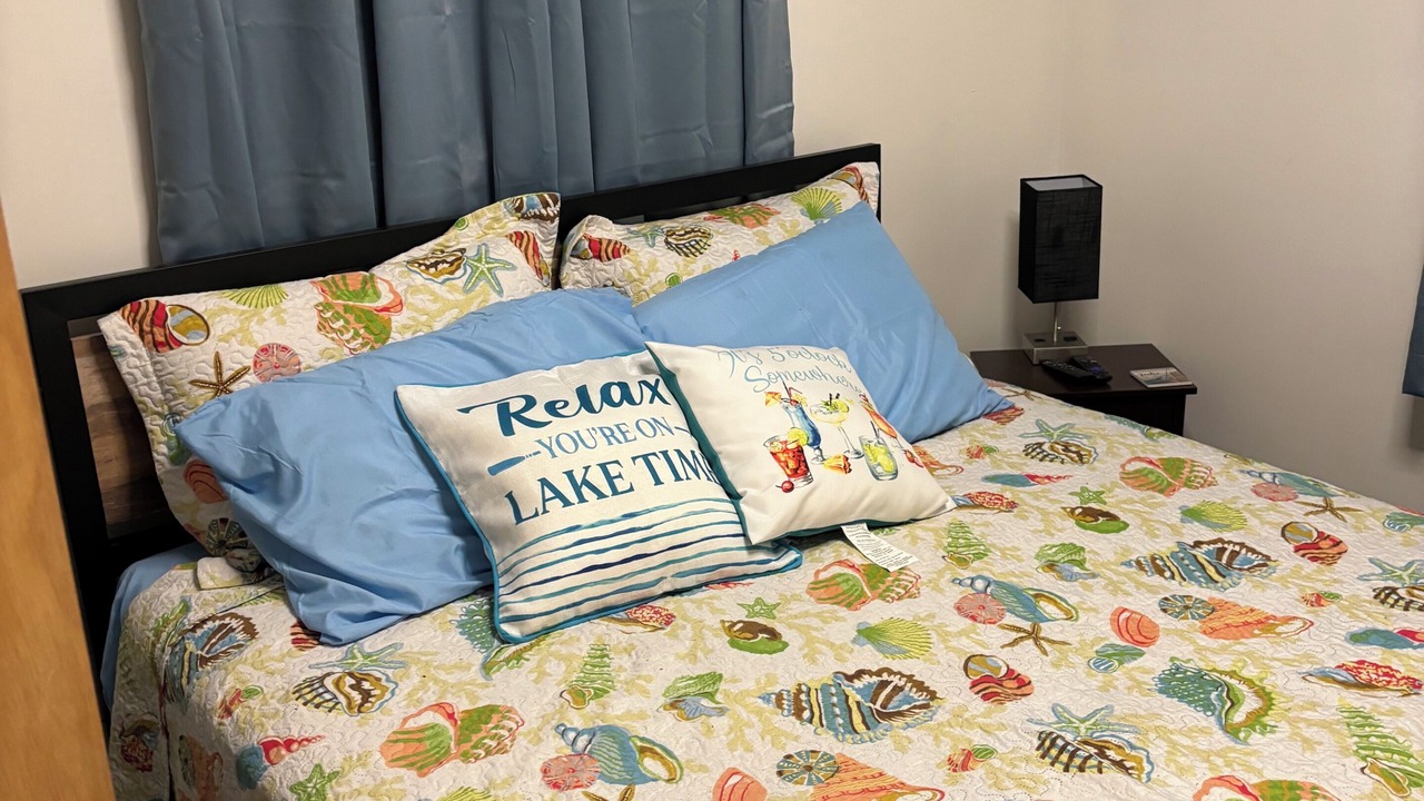 Photo of Bedroom in Caseville