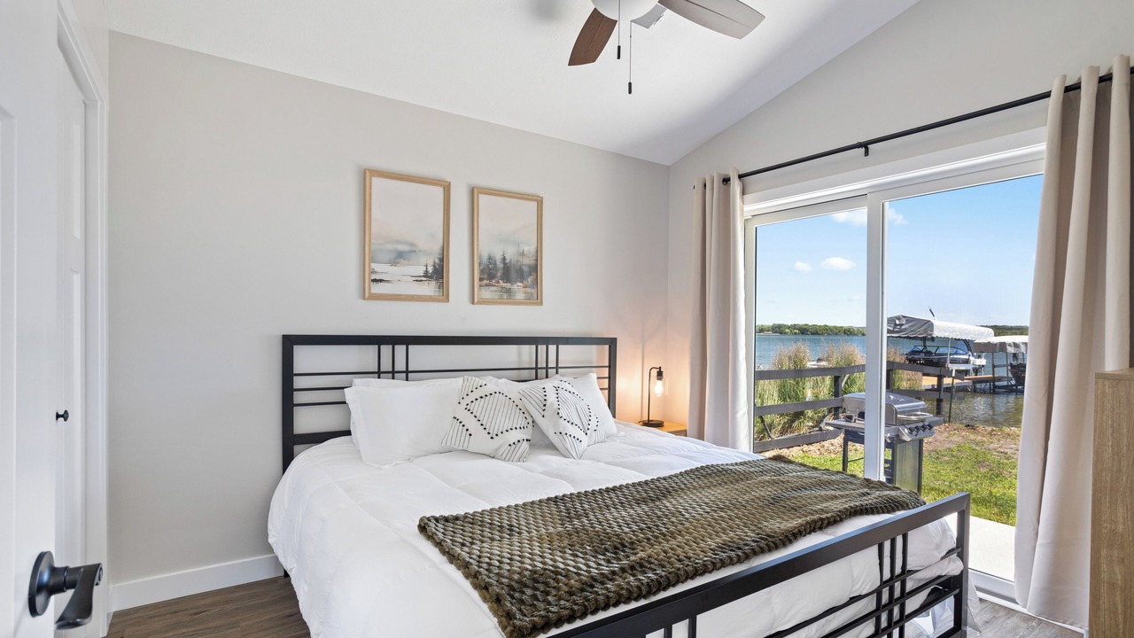Photo of Bedroom in Shelbyville