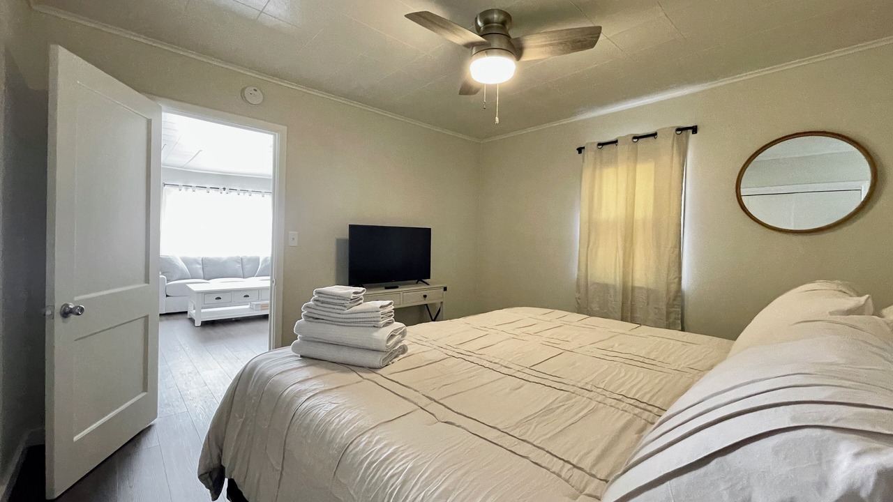 Photo of Bedroom in Cutlerville