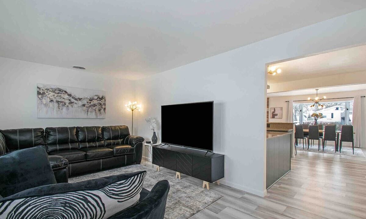 Photo of Livingroom in Goshen
