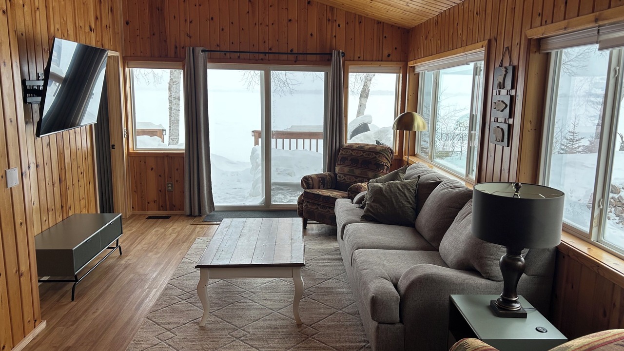 Photo of Livingroom in Brimley