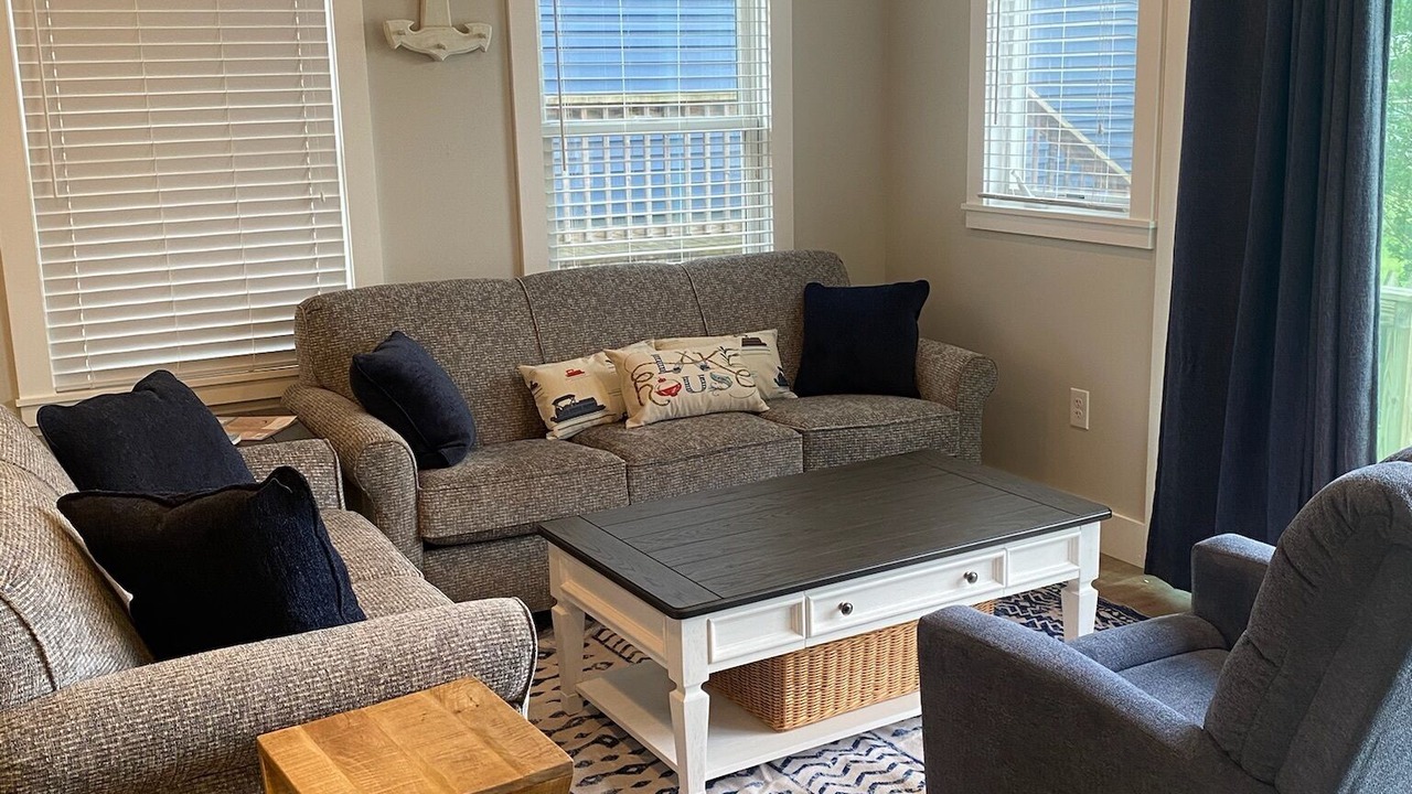 Photo of Livingroom in Paw Paw Lake