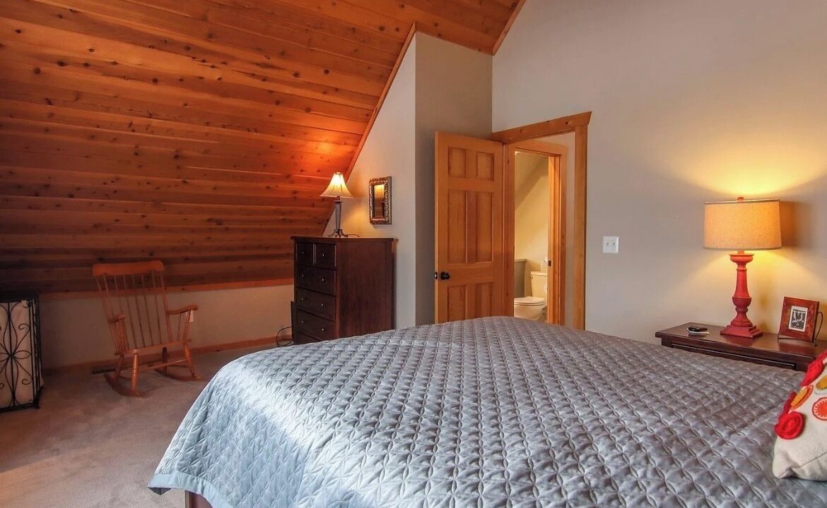 Photo of Bedroom in Thompsonville