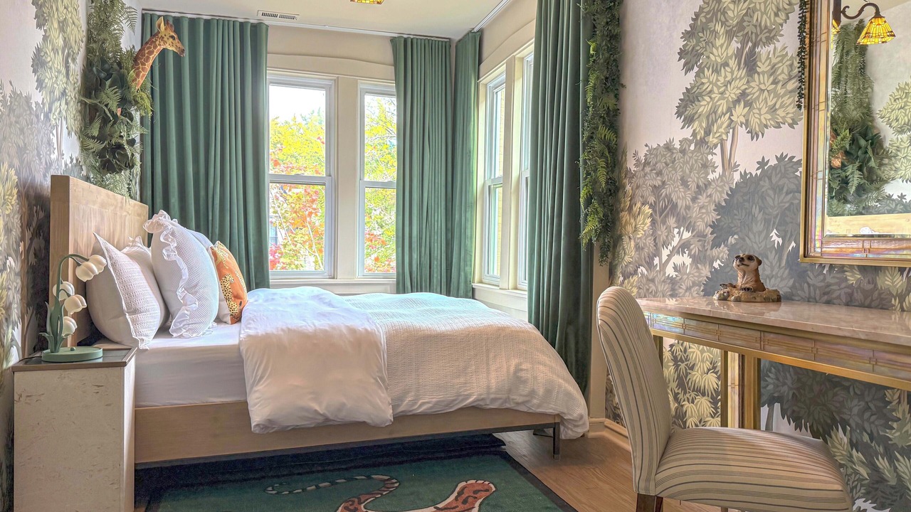 Photo of Bedroom in North Center