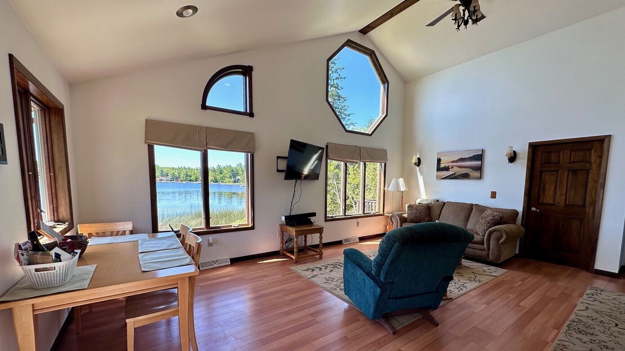 Photo of Livingroom in Loretto
