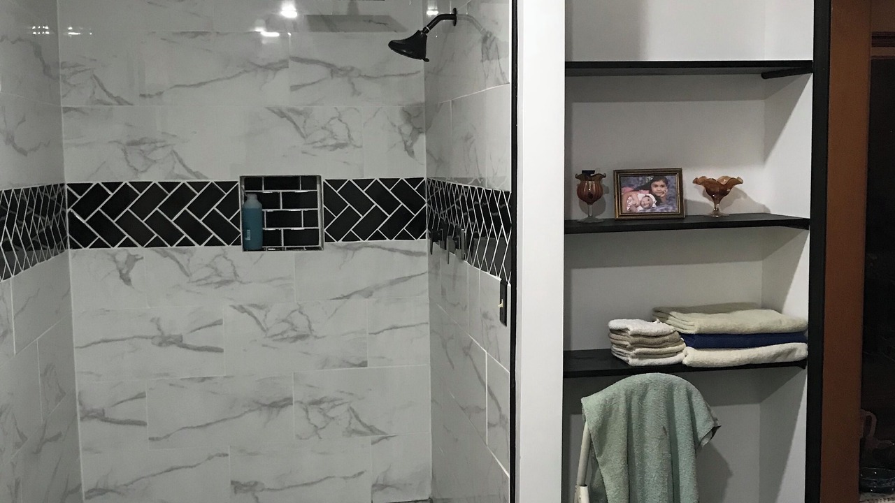 Photo of Bathroom in Crystal