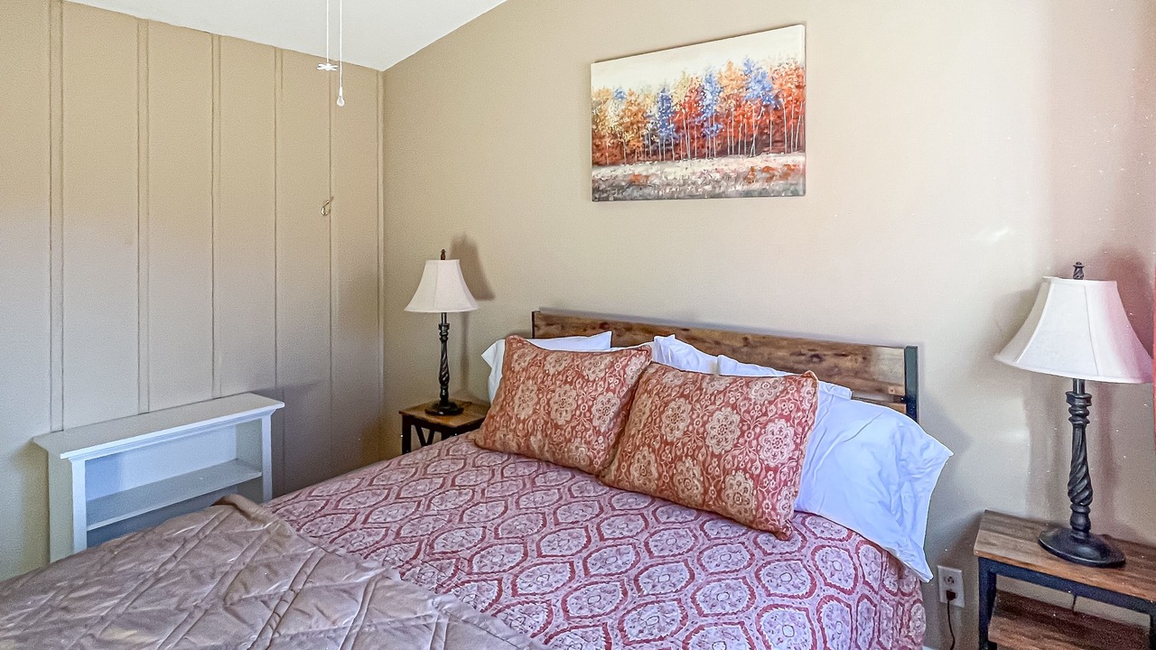 Photo of Bedroom in Northeast Michigan