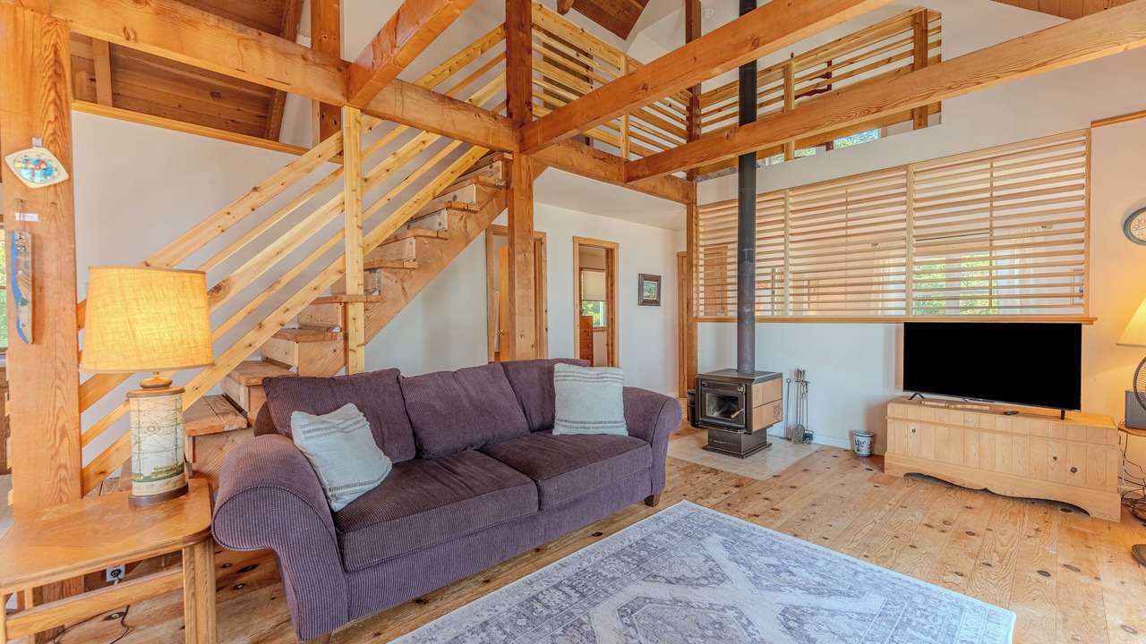 Photo of Livingroom in Manistique