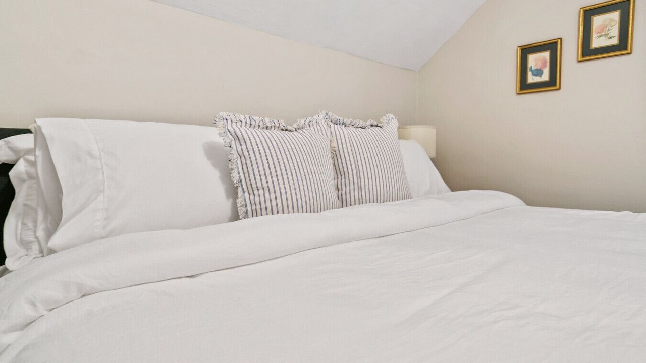 Photo of Bedroom in Libertyville