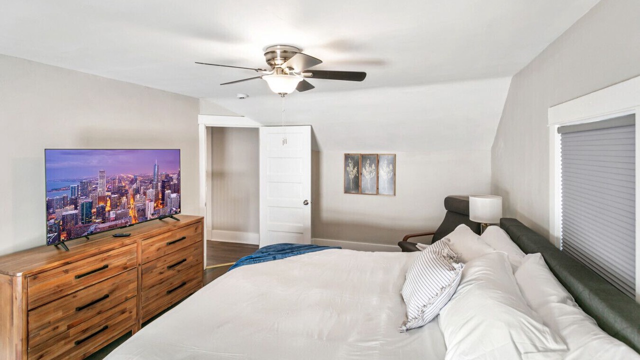 Photo of Bedroom in Libertyville