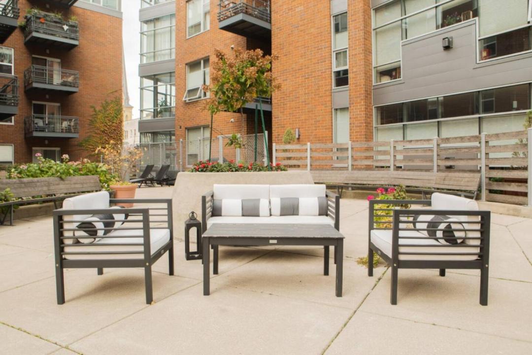 Photo of Patio Balcony in Yankee Hill