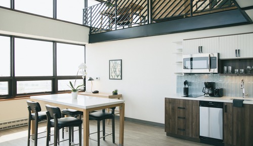 Suite, 1 Bedroom, Kitchen (Penthouse with Airport View)