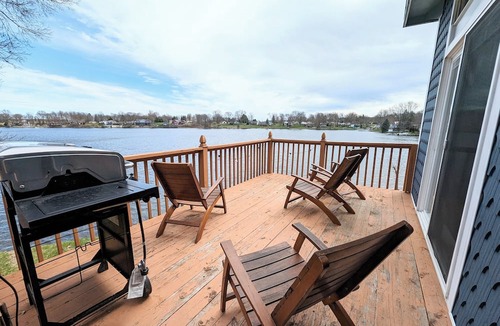East Leroy House | Lake house fishing river kayaking boating swimming ice fishing paddle board