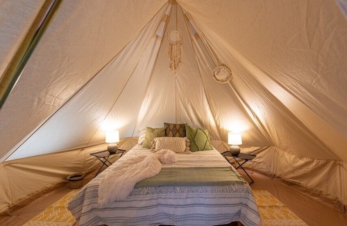 Lake Geneva Apartment | Downtown Lake Geneva Glamping Loft Walk to Lake Bar Kitchen Swings Sleeps 12