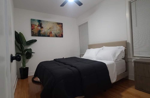 South Shore Apartment | A 3-bedroom, 2-bathroom residence that provides ample space and comfort.