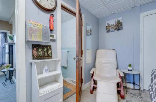 Kalamazoo Apartment | Explore WMU, Dtwn & Breweries! Couple’s Retreat