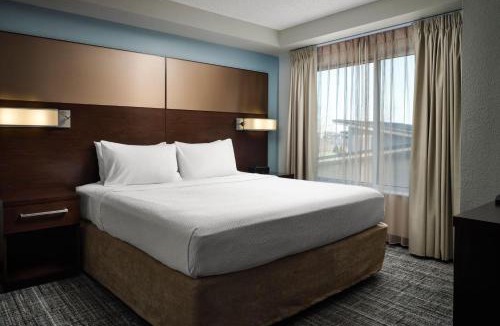 East Paris Hotel | Residence Inn by Marriott Grand Rapids Airport