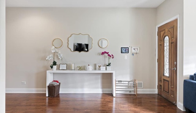 Beautiful 1st floor apartment.