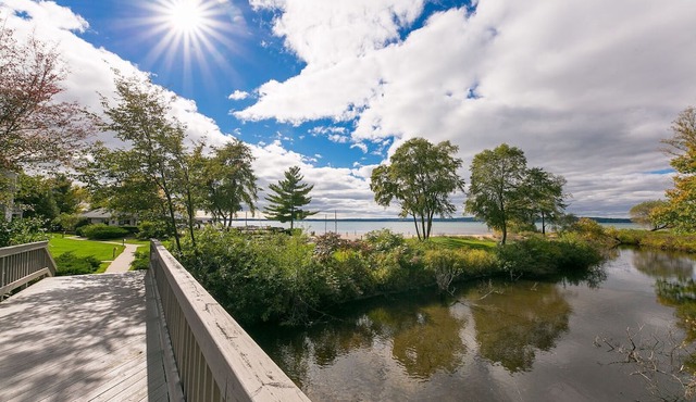 🏖️ Gorgeous Chic Beach Front Condo ➠ 5593
