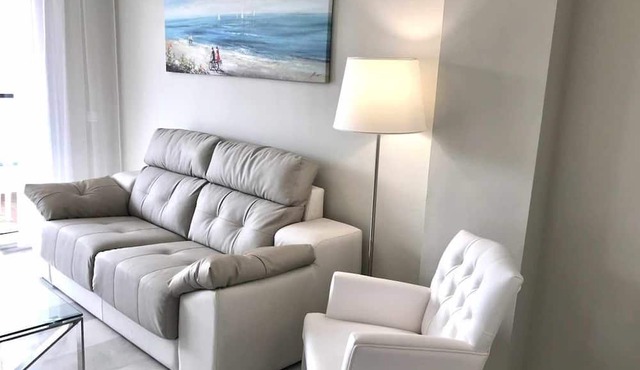 MI CAPRICHO 2D BEACHFRONT: Apartment with sea view
