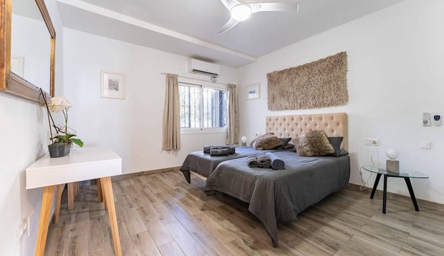 Sea-view apartment in Malaga with terrace