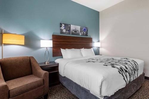 Sleep Inn & Suites Milwaukee-Franklin